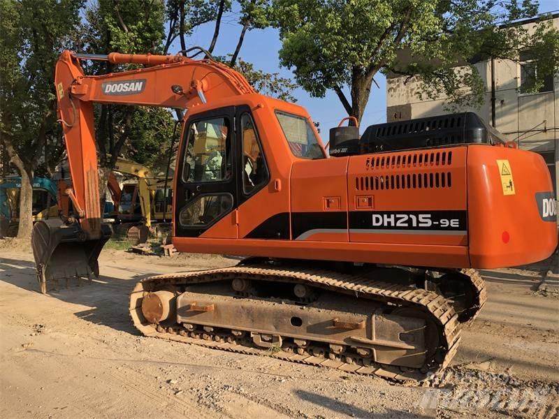 Doosan DH 215-7 履带挖掘机