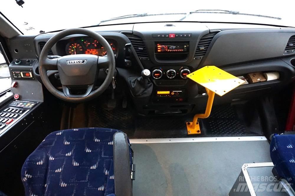 Iveco Rosero First 公路客运汽车