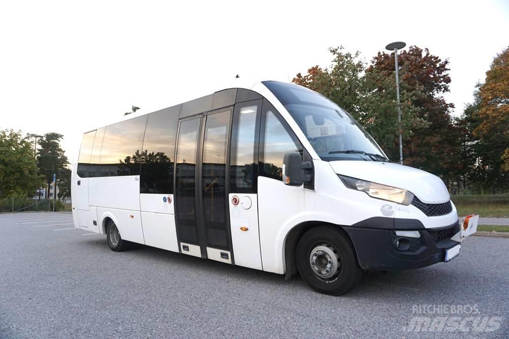Iveco Rosero First 公路客运汽车