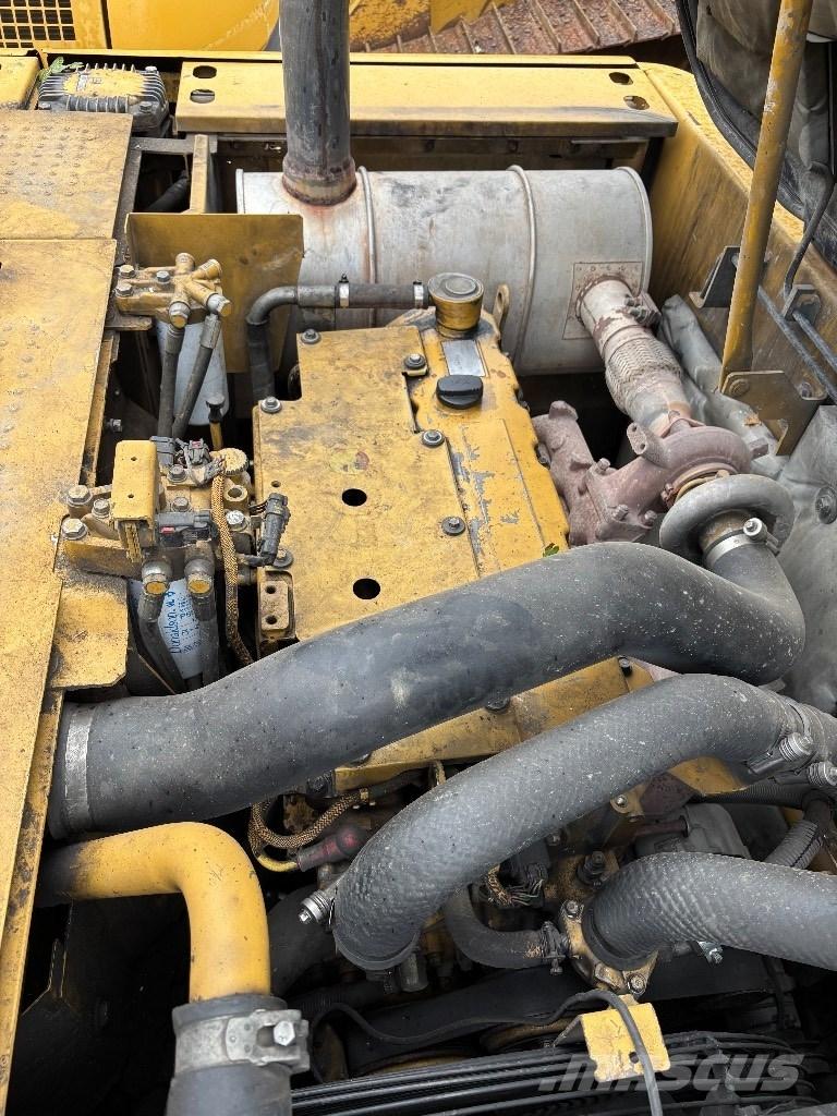 CAT 320 D L 履带挖掘机