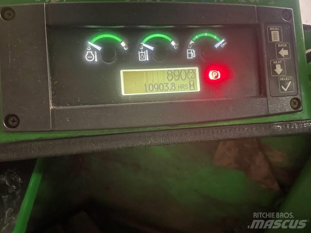 John Deere 643 K 伐木机