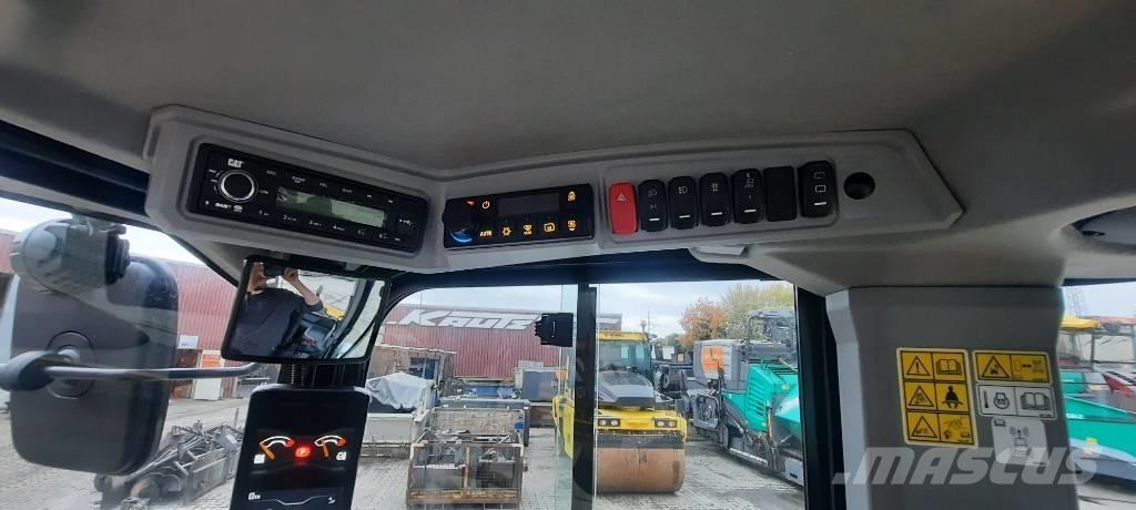 CAT 906 轮式装载机