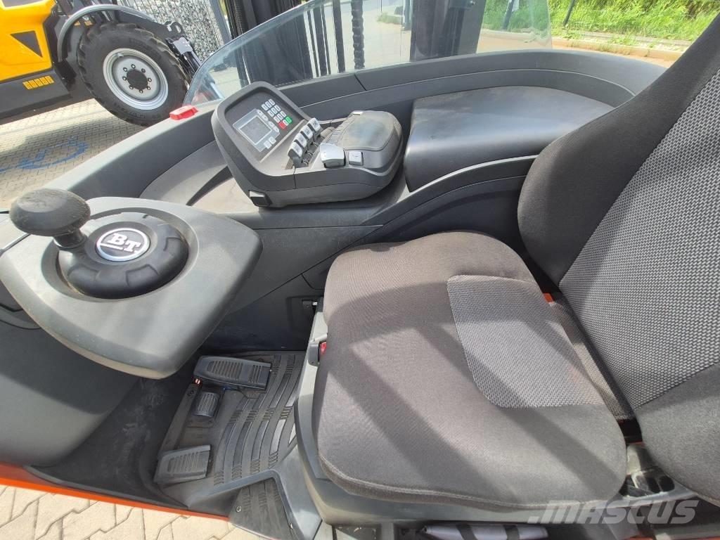 Toyota RRE 140 前移式叉车