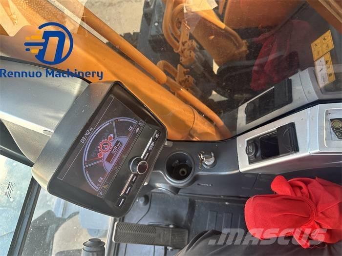Hyundai 210W-9 轮式挖掘机