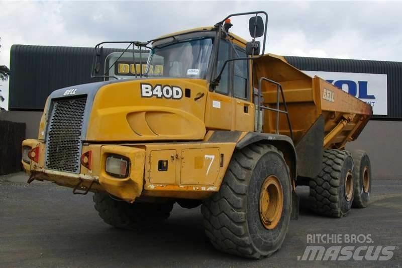 Bell B40D 6X6 铰接式自卸车