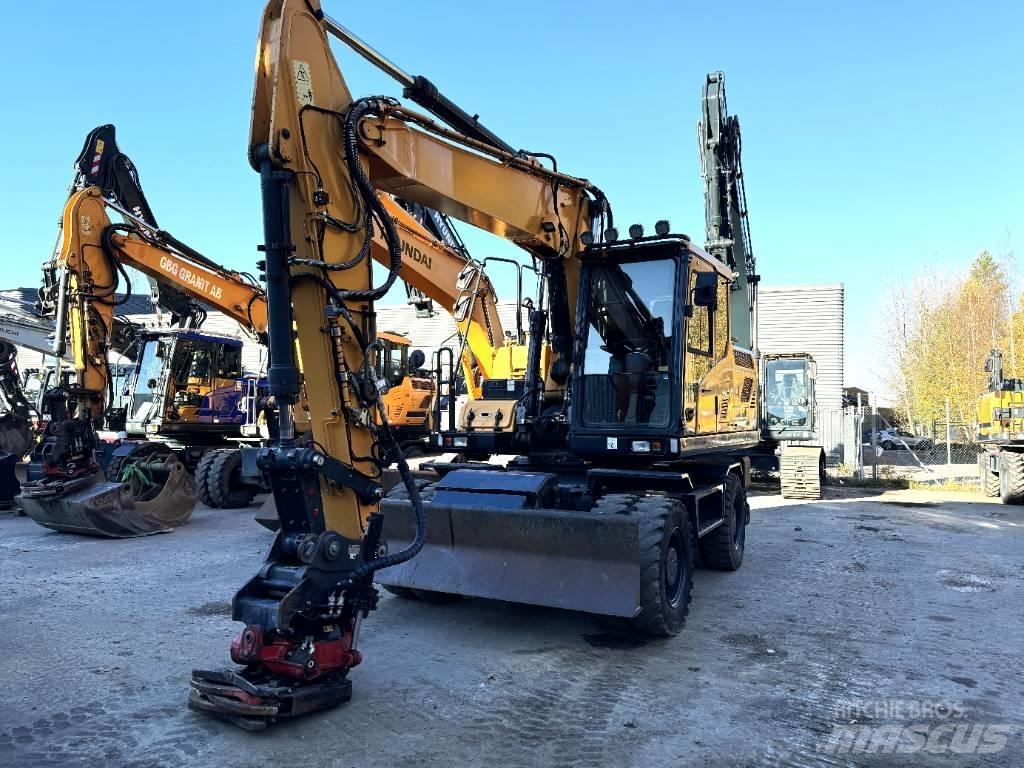 Hyundai HW180 轮式挖掘机