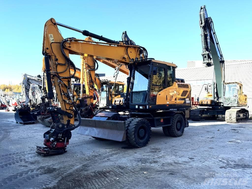Hyundai HW180 轮式挖掘机