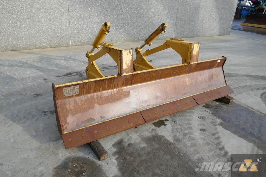 CAT Skidder blade 推铲