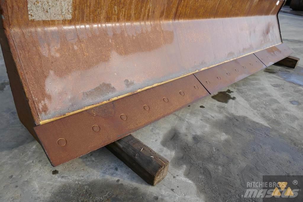CAT Skidder blade 推铲