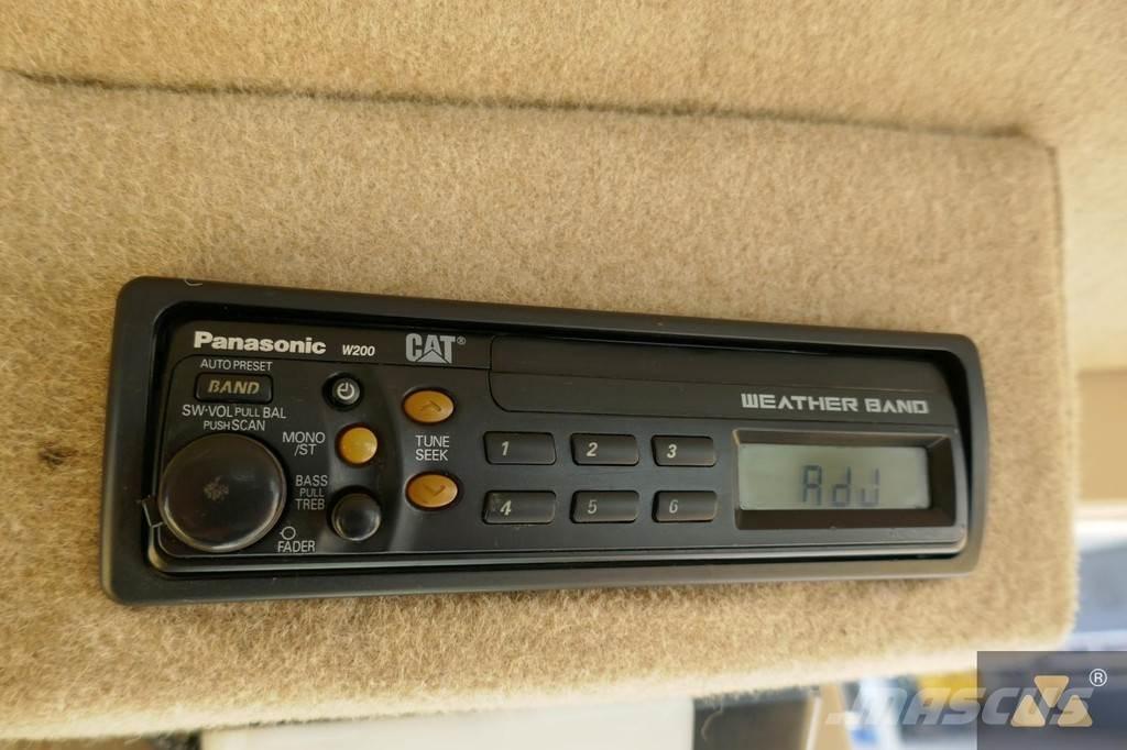 CAT 140H 平地机/推土机