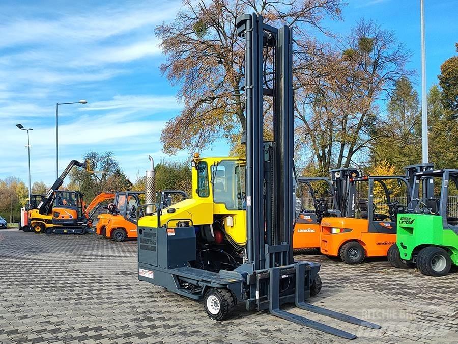 Combilift C4000 四轮前移式叉车