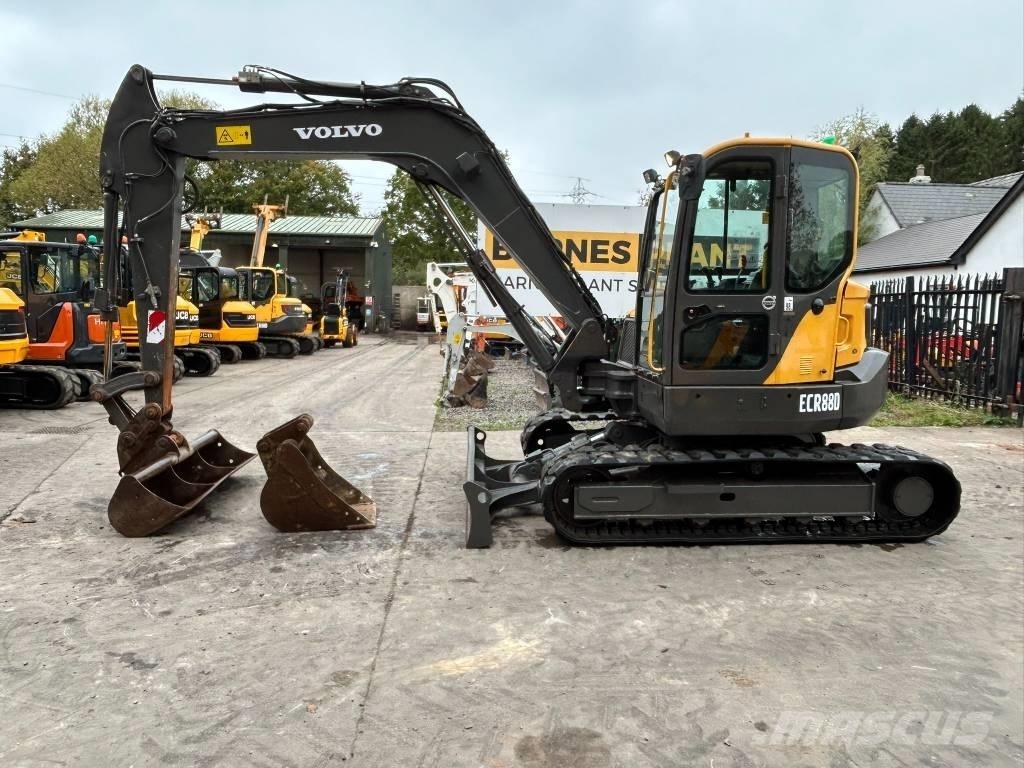 Volvo ECR 88 D 中型挖掘机