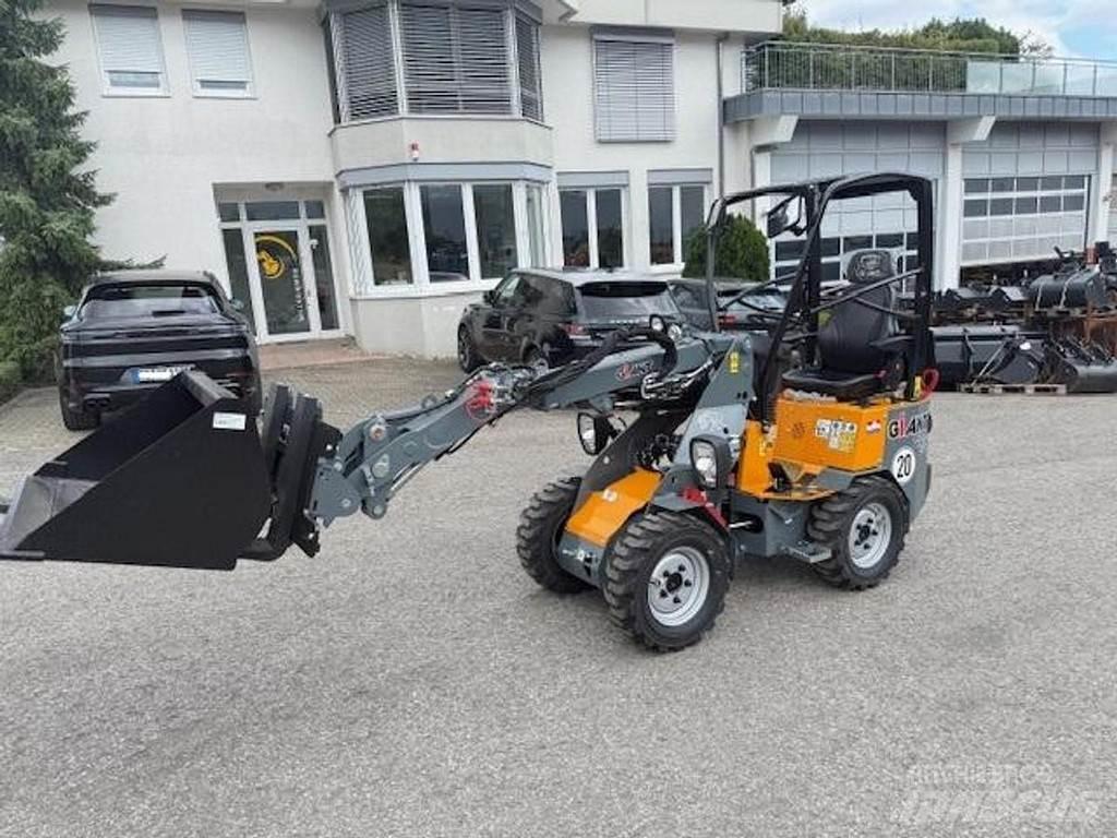 GiANT G1200 Tele 轮式装载机