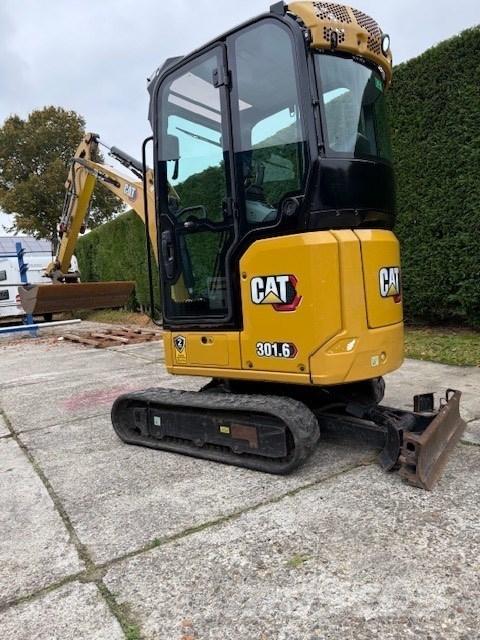 CAT 301.6 小型挖掘机