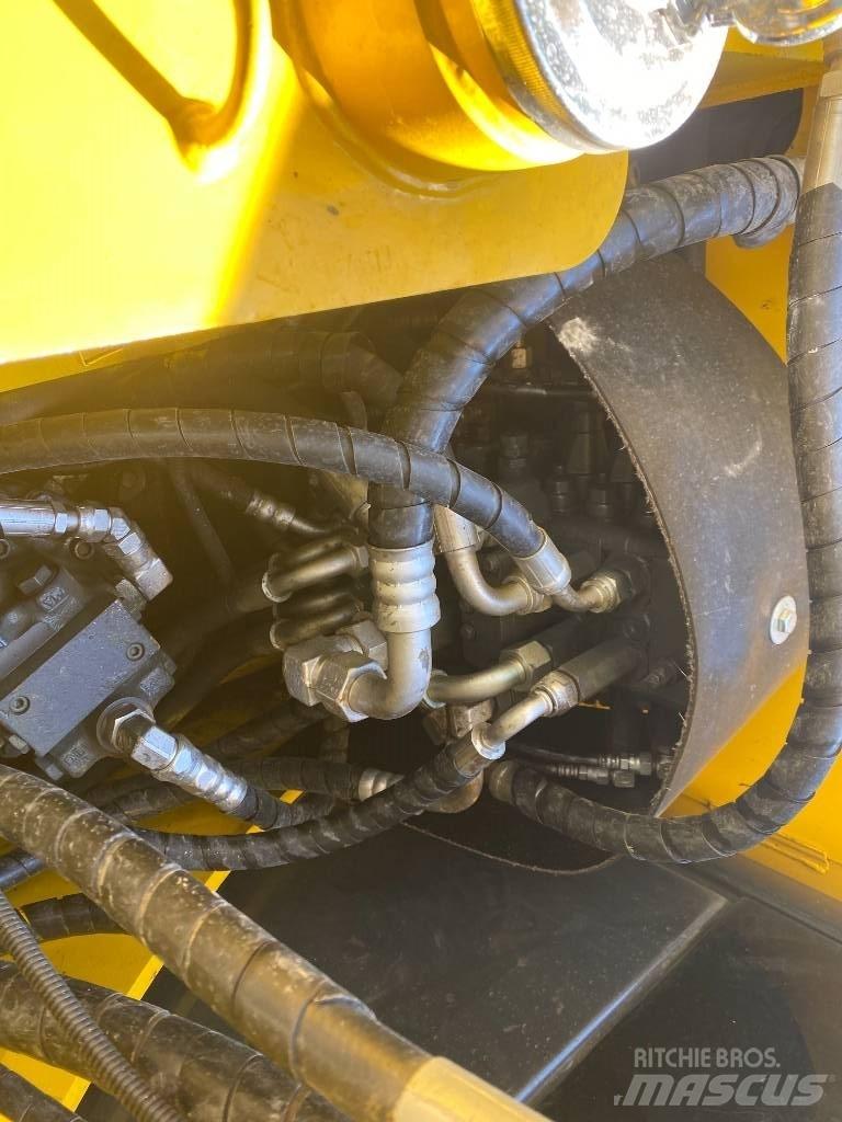 Komatsu 70-8 履带挖掘机