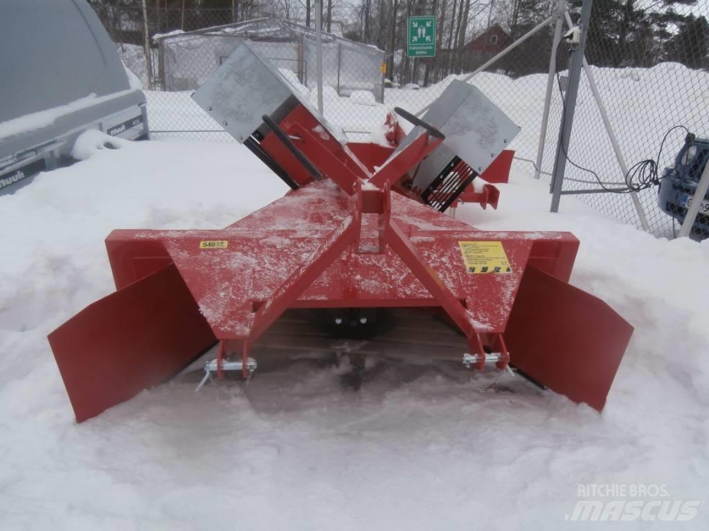 TR 220 扬雪机