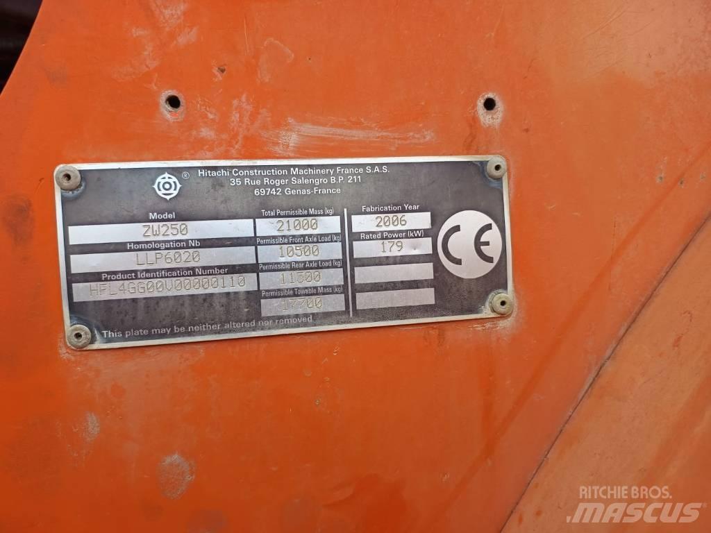 Hitachi ZW 250 轮式装载机