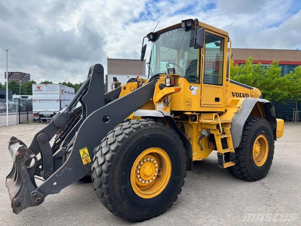 Volvo L 90 E 轮式装载机