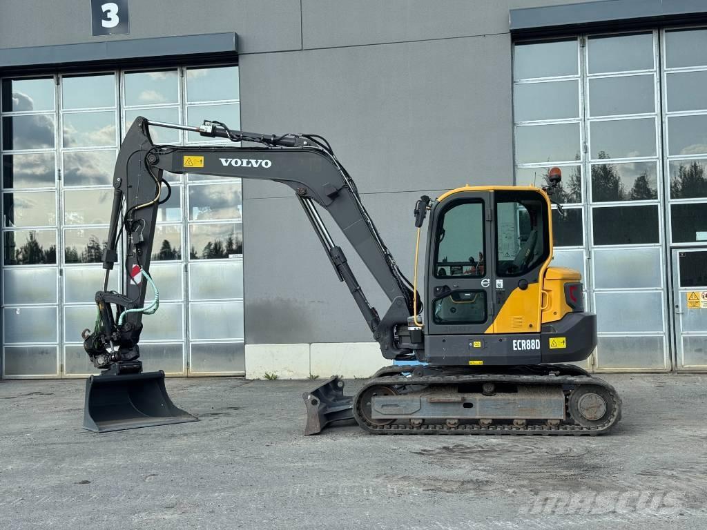 Volvo ECR 88 D 中型挖掘机