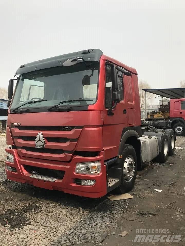 Howo 375 6x4 牵引车