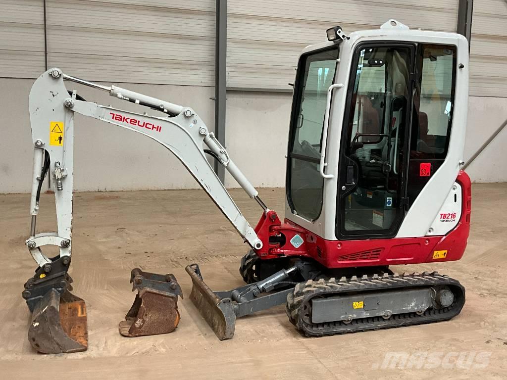 Takeuchi TB 216 小型挖掘机