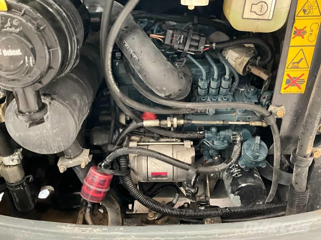 Bobcat E 17 小型挖掘机