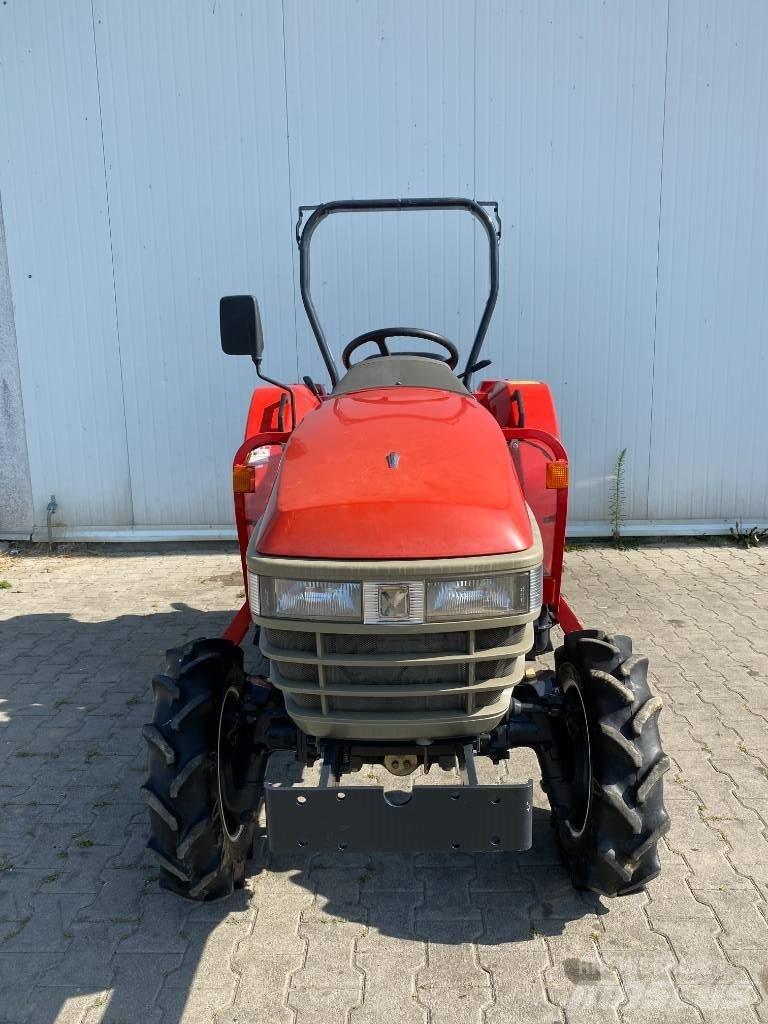 Yanmar AF22 小型拖拉机