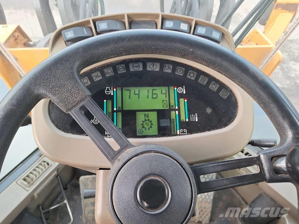 CASE 521D XT 轮式装载机