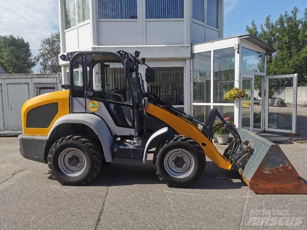 Kramer 5055e 前装载和挖掘机