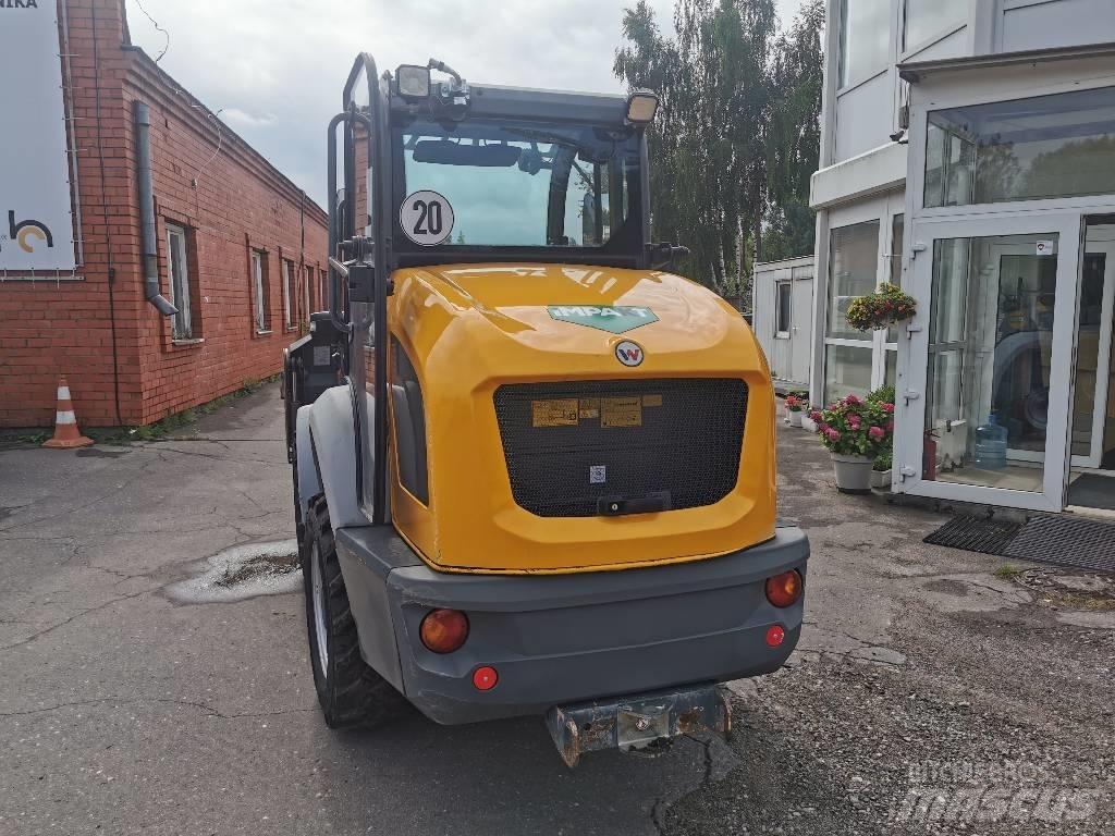 Kramer 5055e 前装载和挖掘机