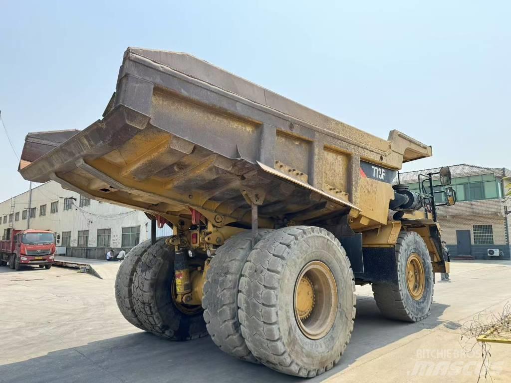 CAT 773 F 铰接式自卸车