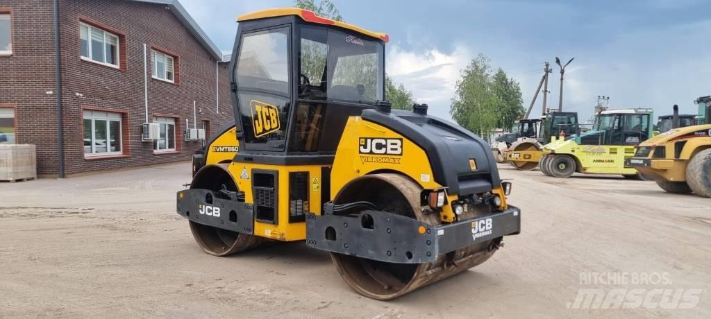 JCB VMT 860 双轮压路机