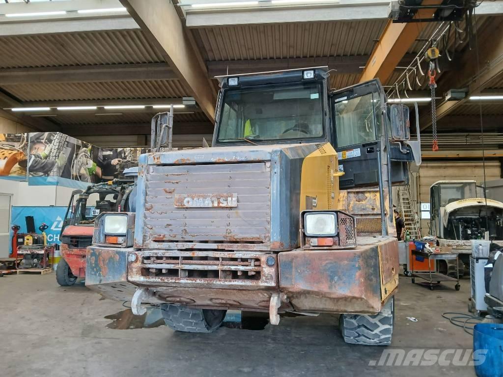 Komatsu HM 300-2 铰接式自卸车