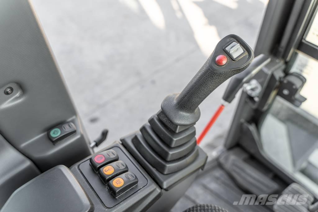 CASE CX 25 D 小型挖掘机