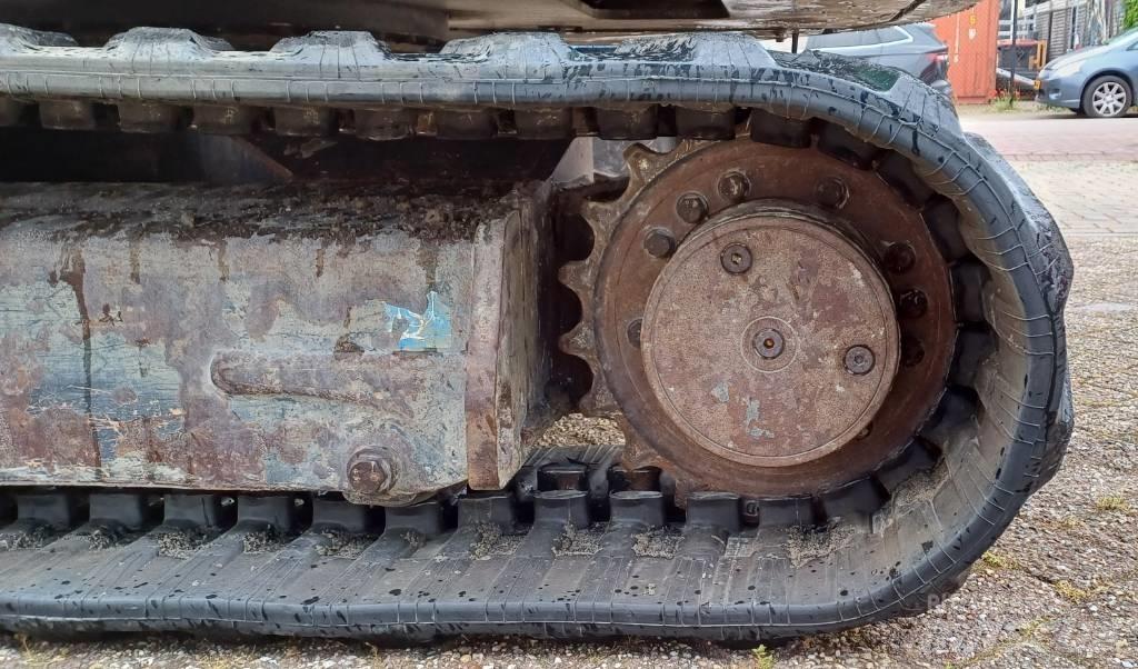 Hitachi ZX 65 小型挖掘机
