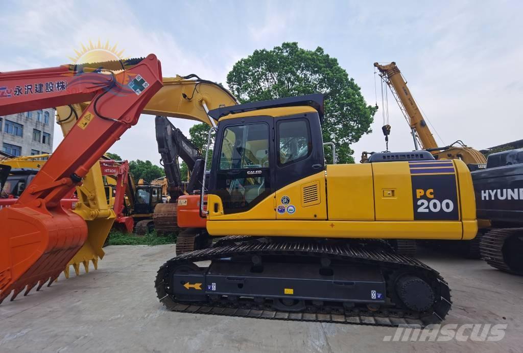Komatsu PC 200-7 履带挖掘机