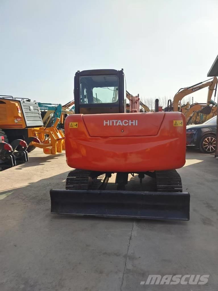 Hitachi ZX 60 小型挖掘机
