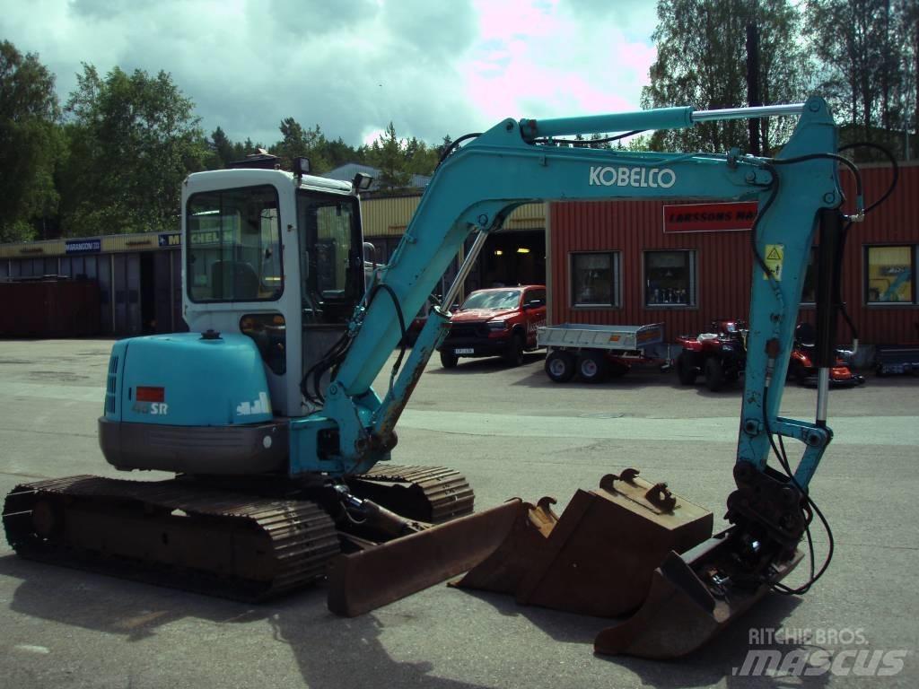 Kobelco SK 45 SR 小型挖掘机