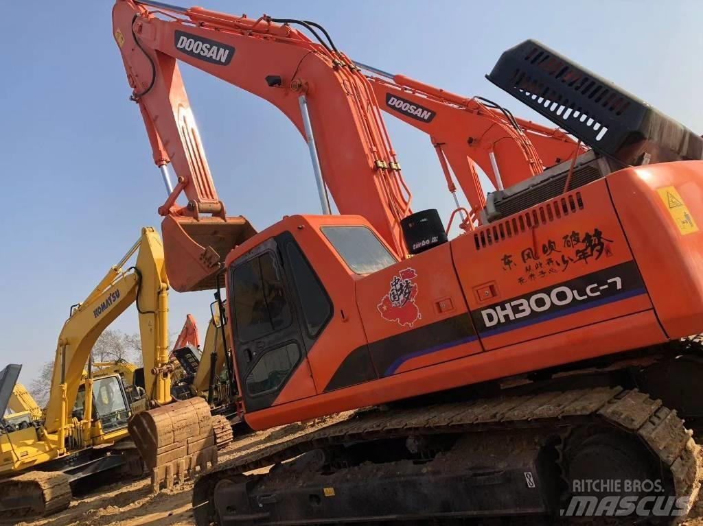 Doosan 300-7 履带挖掘机