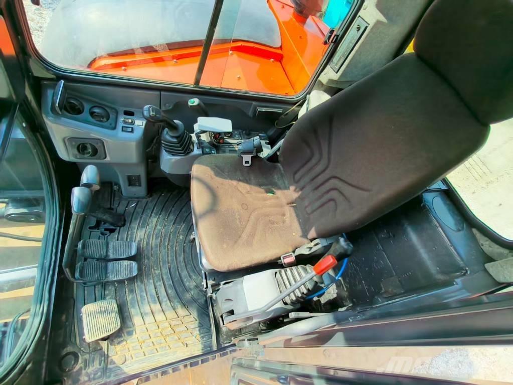 Kubota KX 080-4 小型挖掘机