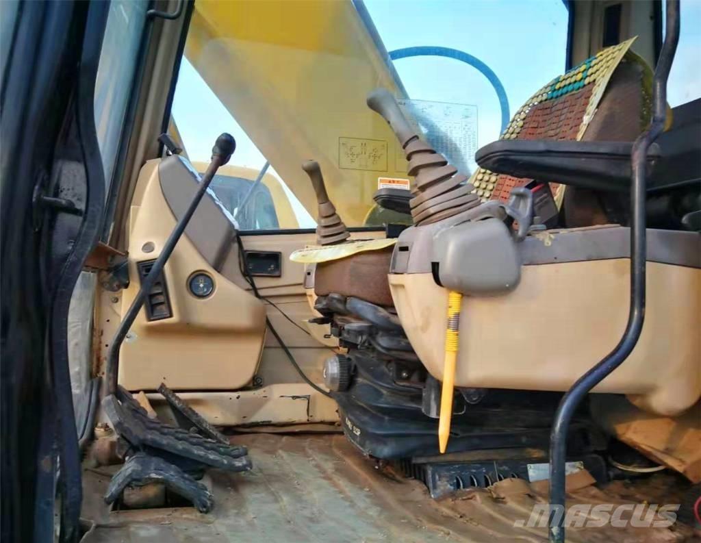CAT 330BL 履带挖掘机