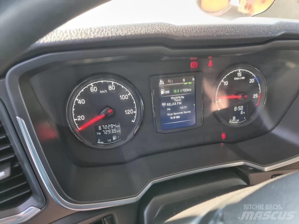 Scania R 450 牵引车