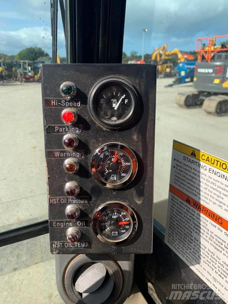 Morooka MST 2200 V D 履带式自卸车