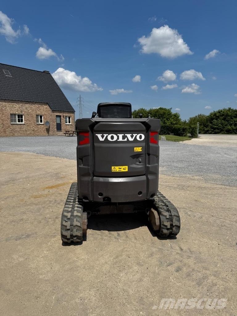 Volvo ECR 18 E 小型挖掘机