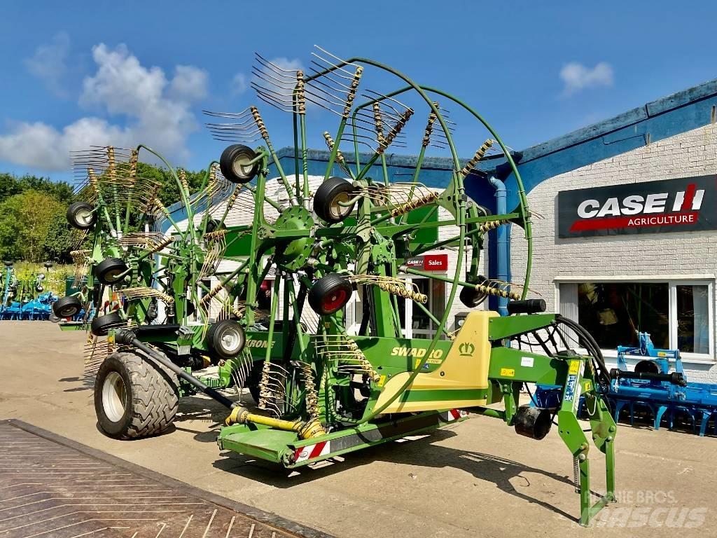Krone Swadro TC 1370 犁耙和摊草机