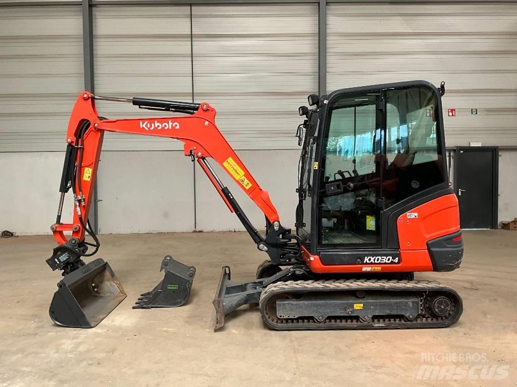 Kubota KX 030-4 小型挖掘机