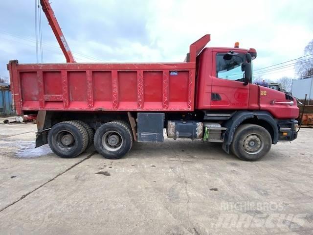 Scania T 114-380 牵引车