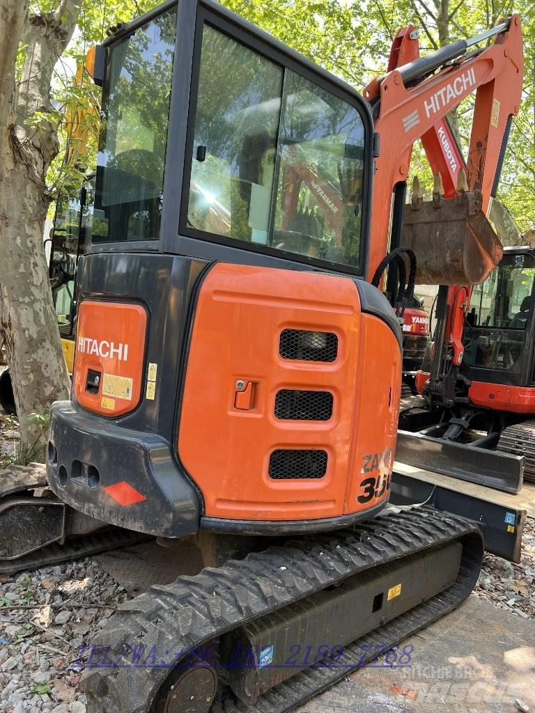 Hitachi ZX 35 U 小型挖掘机