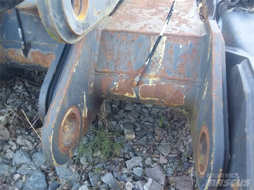 Loglift 210 收割起重机
