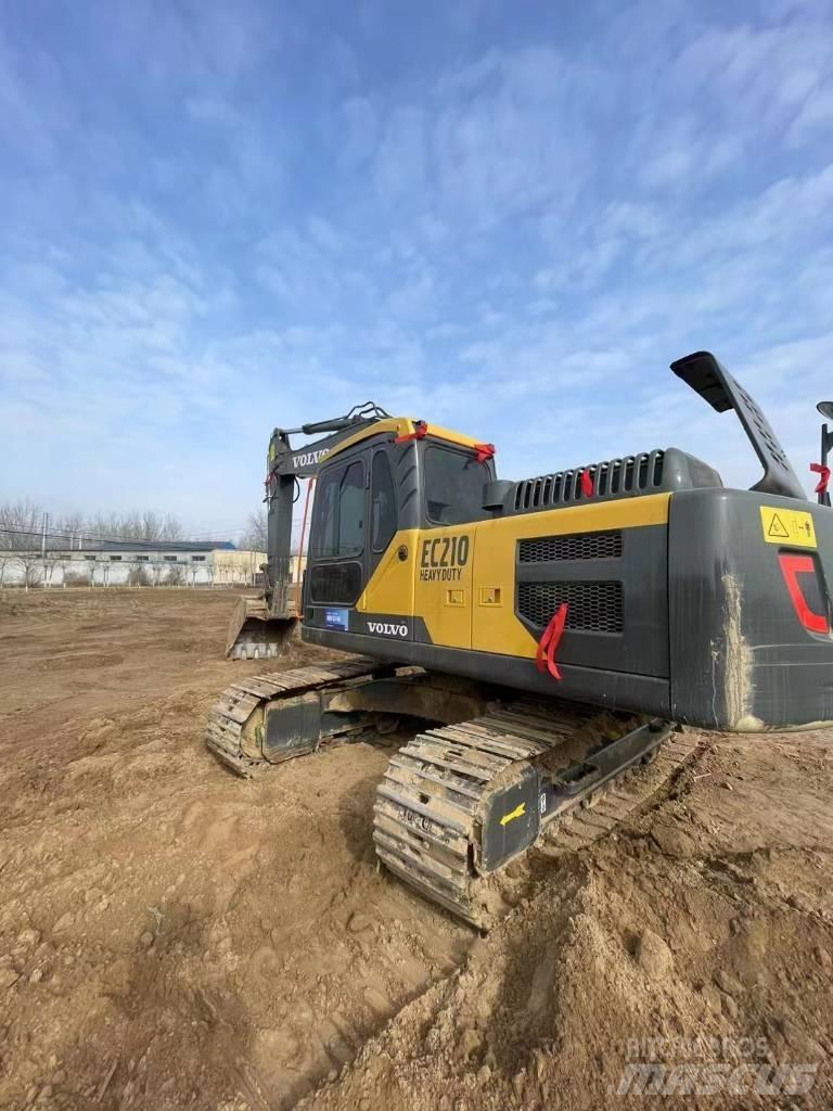 Volvo EC210D 履带挖掘机